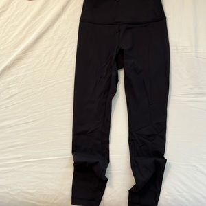 Black Lululemon leggings